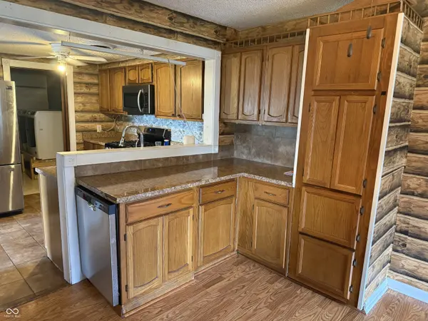 5650 E County Road 950 N, Mooreland, IN 47360