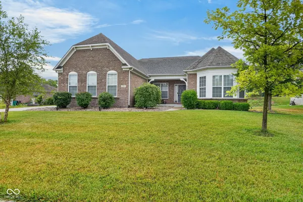 193 Little Ben LN, Greenwood, IN 46142