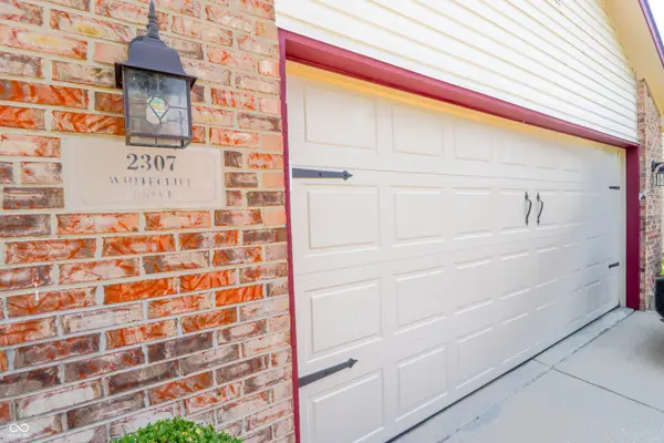 2307 Whitecliff DR, Indianapolis, IN 46234