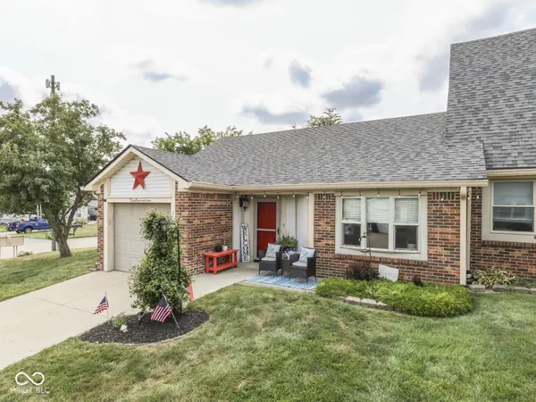 1102 E Paradise CT #A, Greenwood, IN 46143