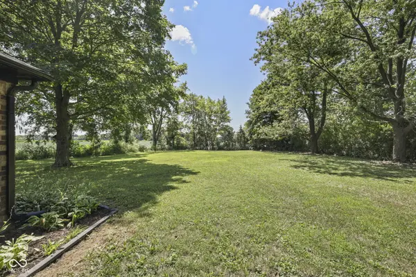 8162 W Fall RD, Thorntown, IN 46071