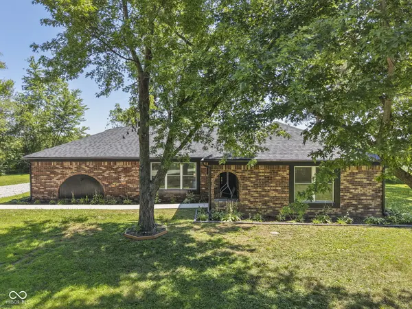 8162 W Fall RD, Thorntown, IN 46071