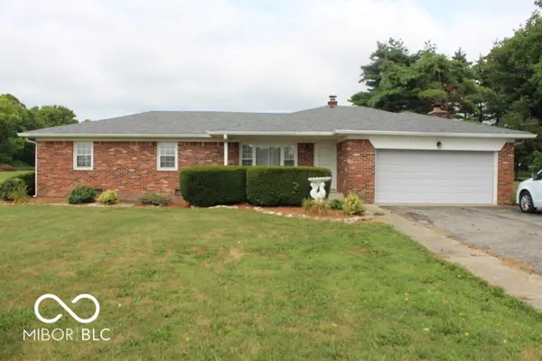 6824 S Mooresville RD, Indianapolis, IN 46221