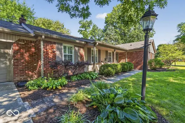 7856 Creekview CIR, Indianapolis, IN 46250
