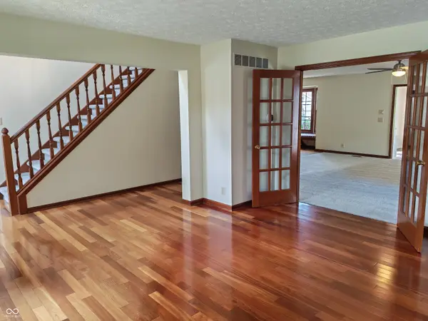 871 Franklin TRCE, Zionsville, IN 46077