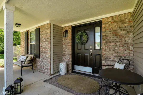 5423 Mesa Verde DR, Indianapolis, IN 46237