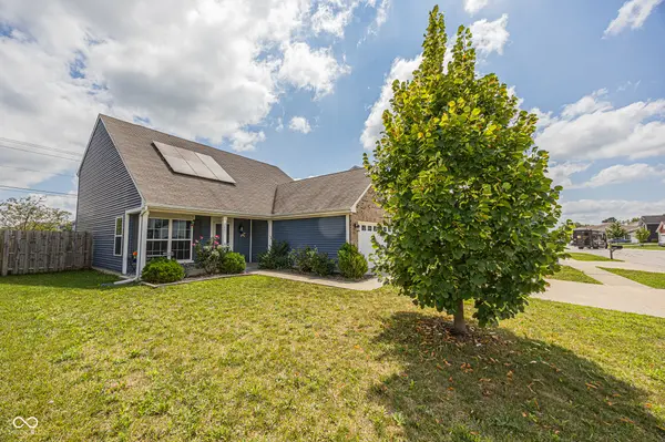2481 Shadowbrook TRCE, Greenwood, IN 46143