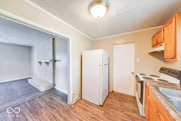 6208 E 24th ST, Indianapolis, IN 46219