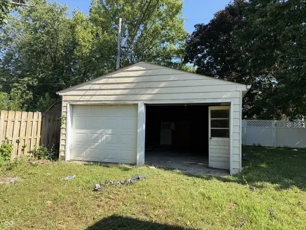 7520 E 50th ST, Indianapolis, IN 46226