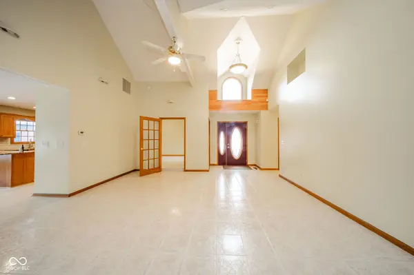 2405 N Wicklow DR, Muncie, IN 47304
