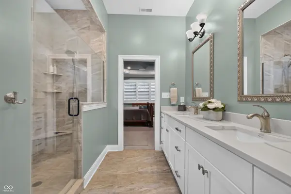 2114 Renegade CT, Carmel, IN 46032