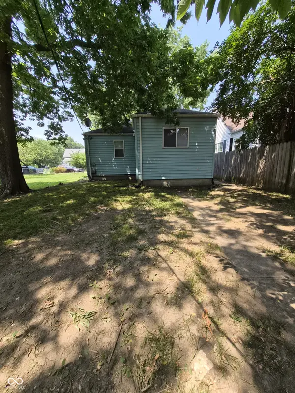 647 N Berwick AVE, Indianapolis, IN 46222