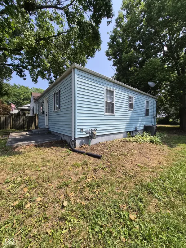 647 N Berwick AVE, Indianapolis, IN 46222