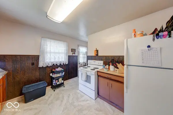 3113 17th, Columbus, IN 47201
