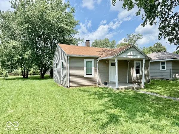 906 W 16th ST, Muncie, IN 47302
