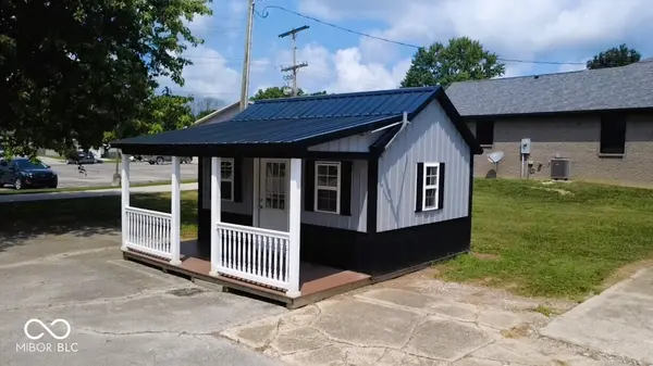 221 E Pat Rady WAY, Bainbridge, IN 46105