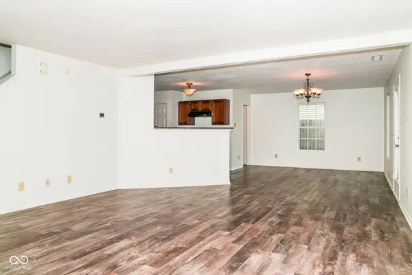 8447 Centenary DR, Camby, IN 46113