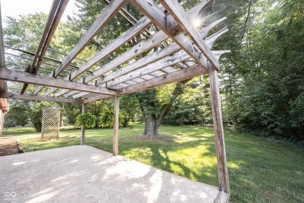 111 Abner Creek Pkwy, Avon, IN 46123