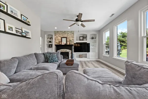 9024 Pleasant Garden CT, Camby, IN 46113