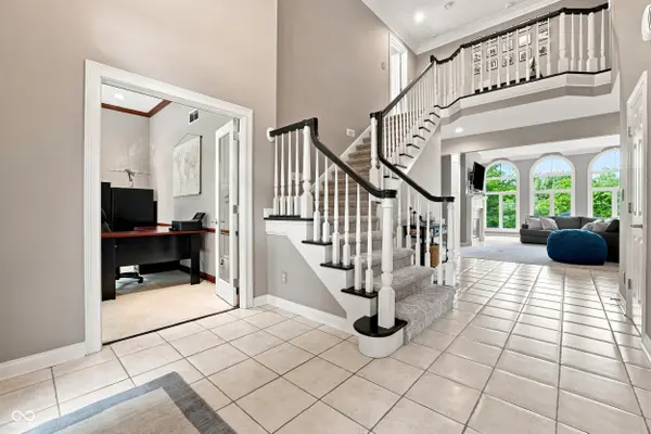 3750 Eagle Crest CT, Greenwood, IN 46143
