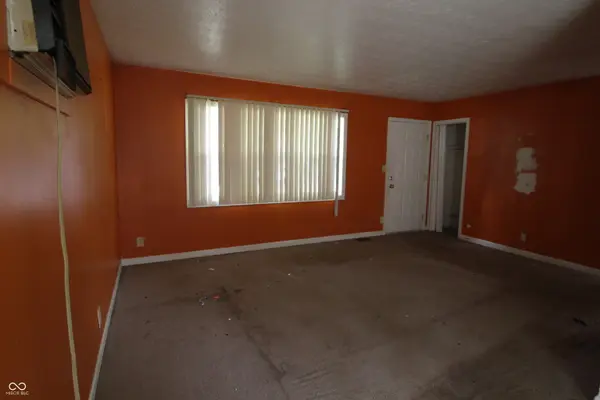 3160 Thayer ST, Indianapolis, IN 46222