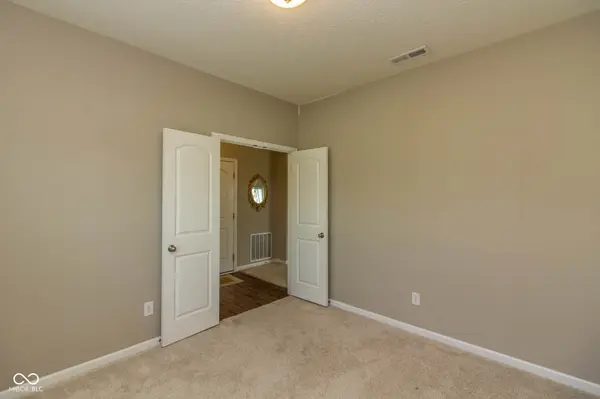 4501 Creighton LN, Indianapolis, IN 46237