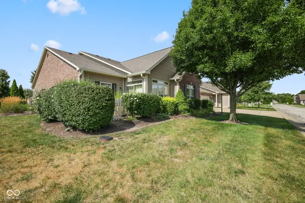 2509 Big Bear LN #15, Indianapolis, IN 46217