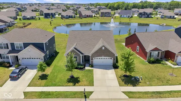 6813 Nottingham LN, Mccordsville, IN 46055