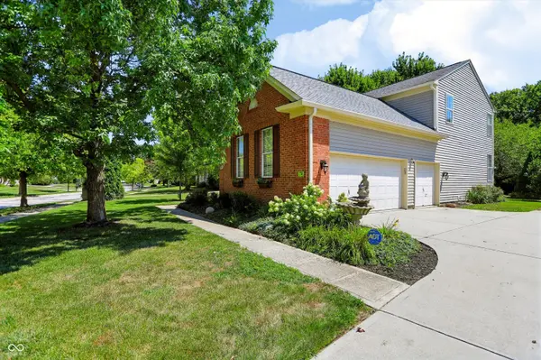 7761 Prairie View DR, Indianapolis, IN 46256