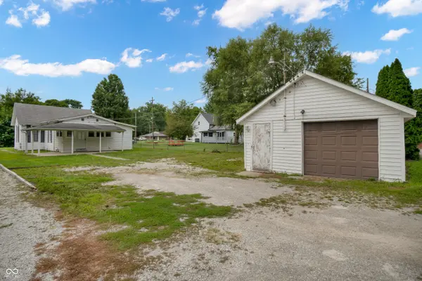 117 W College ST, North Vernon, IN 47265