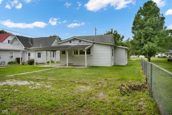 117 W College ST, North Vernon, IN 47265