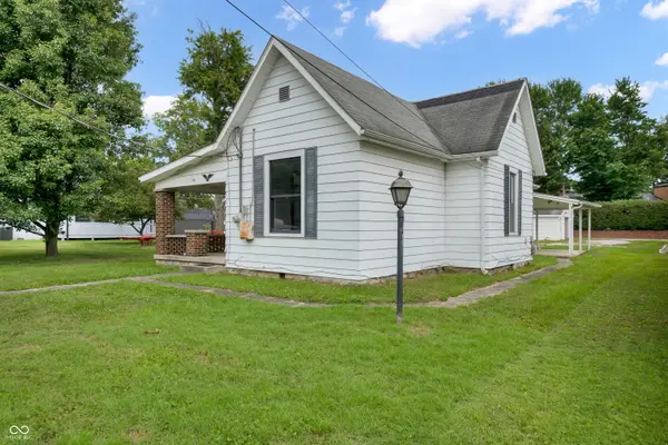 117 W College ST, North Vernon, IN 47265