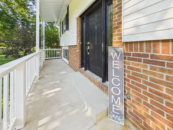 906 Whitmore ST, Anderson, IN 46012