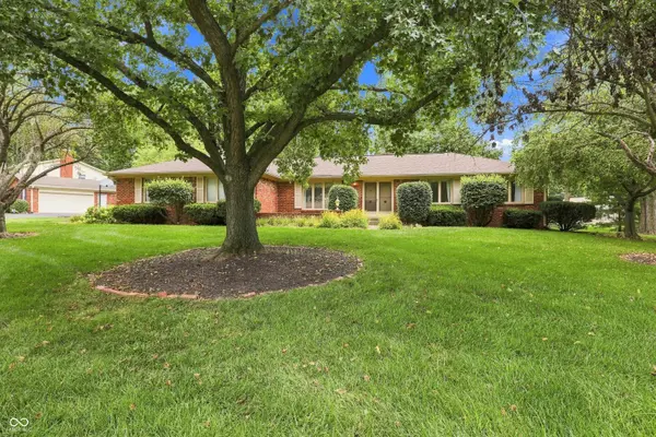 11105 Wood CT, Carmel, IN 46033