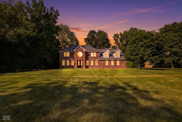 5566 Creekwood DR, Pittsboro, IN 46167