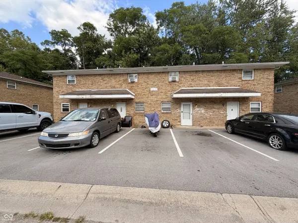 1013 Valley View DR, Plainfield, IN 46168