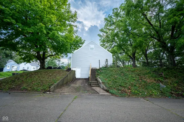 1500 W 11th ST, Anderson, IN 46016