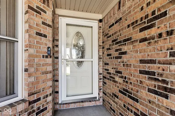 2435 Shorewood DR, Lebanon, IN 46052
