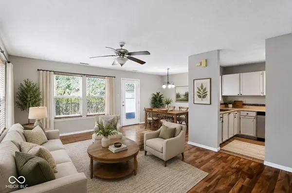 2352 Collins WAY, Greenfield, IN 46140