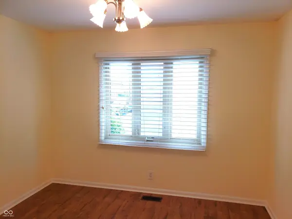 1149 Canterbury SQ S #1149, Indianapolis, IN 46260
