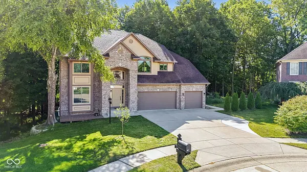 9627 Claymount LN, Fishers, IN 46037