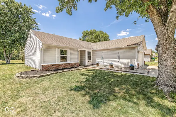 814 Millbrook DR, Avon, IN 46123