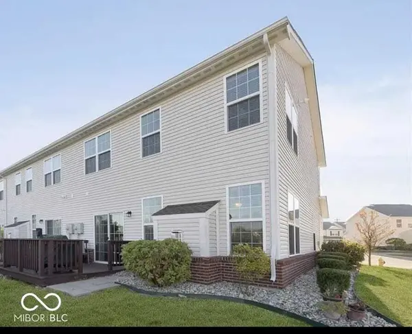 9628 Rolling Plain DR, Noblesville, IN 46060