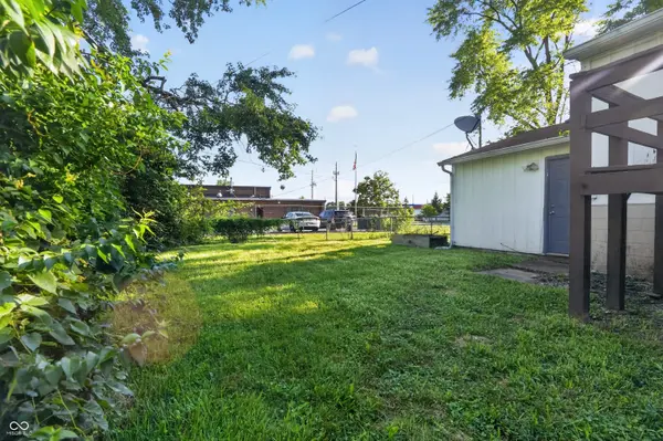 4038 N Mitthoefer RD, Indianapolis, IN 46235