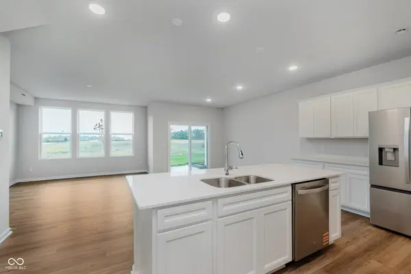 717 Garrow DR, Westfield, IN 46074