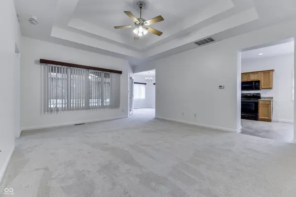 1496 Heron Ridge BLVD, Greenwood, IN 46143