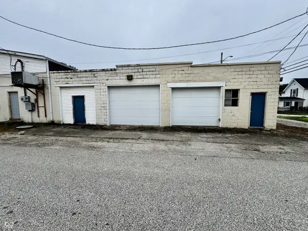 108 N Cross ST, Waveland, IN 47989