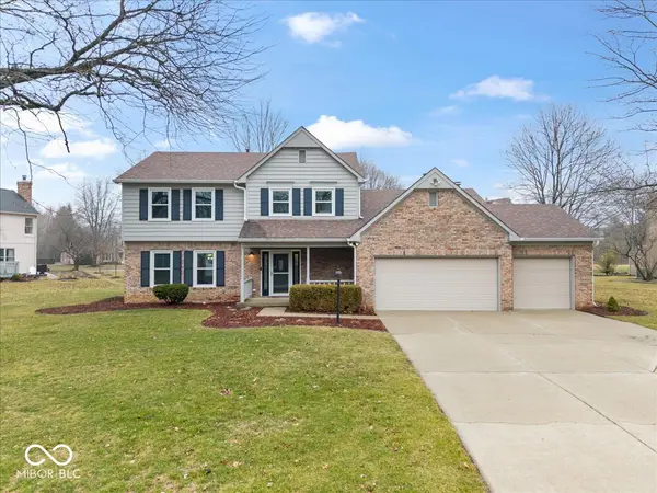 792 Grace DR, Carmel, IN 46032