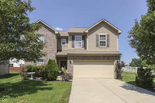 3030 Torchlight CIR, Indianapolis, IN 46217