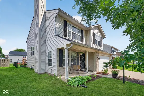 19316 Prairie Crossing DR, Noblesville, IN 46062